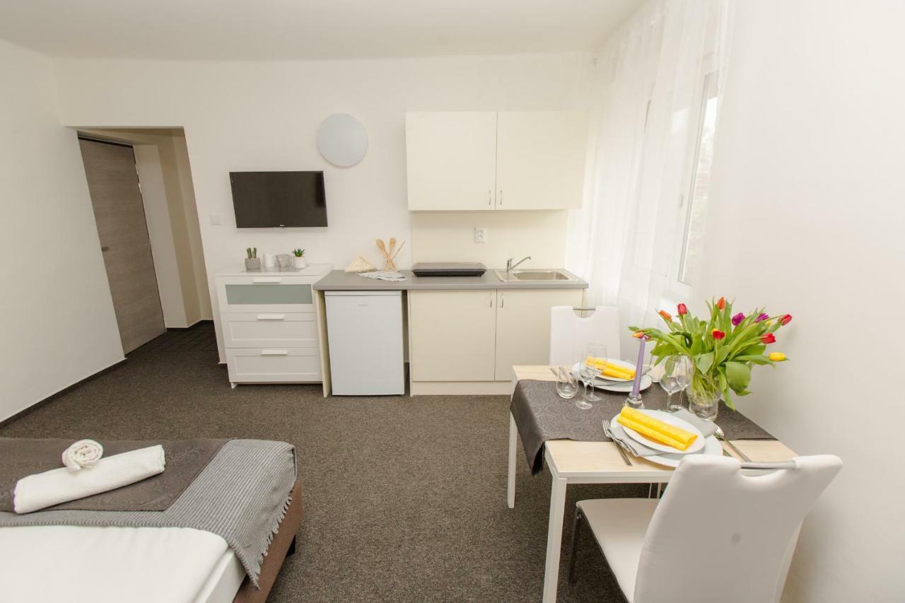 Hotel Blue Apartment Bratislava Exteriér fotografie