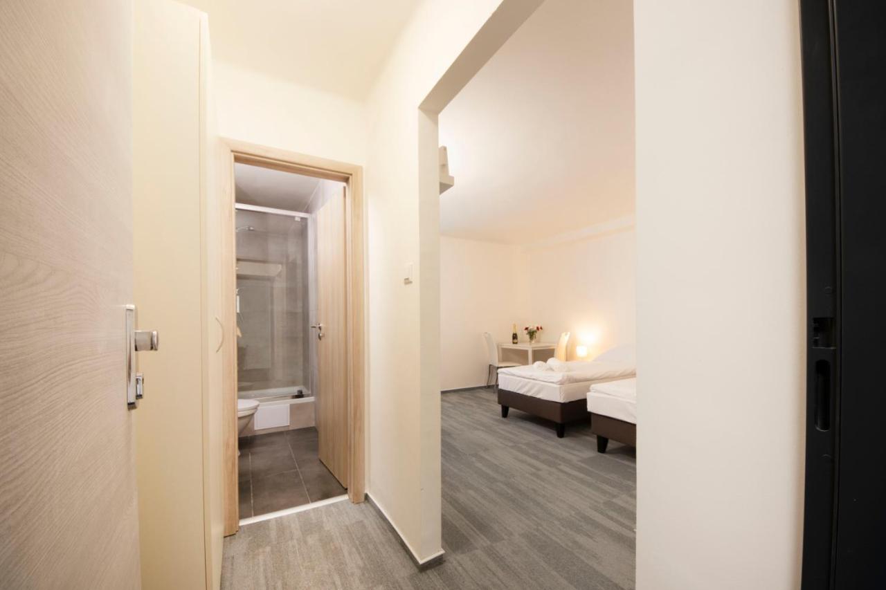 Hotel Blue Apartment Bratislava Exteriér fotografie